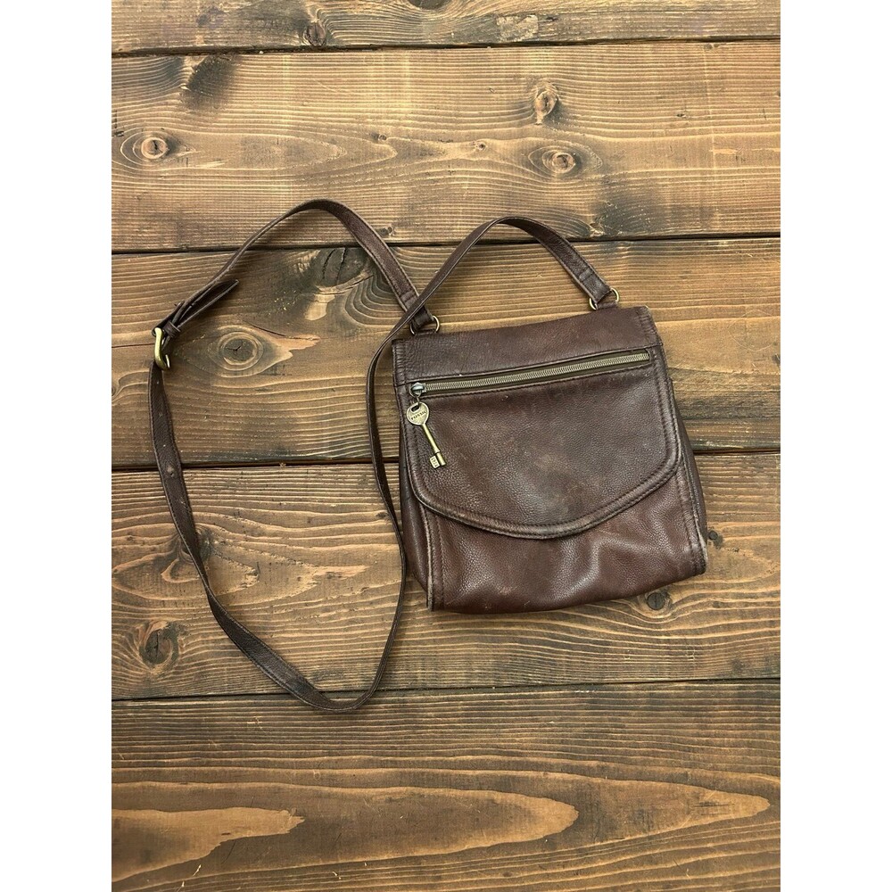 Fossil Vintage Brown Leather Crossbody Purse Key Zip Pull Genuine Leather